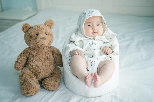 三明宝宝吃不饱母乳的症状